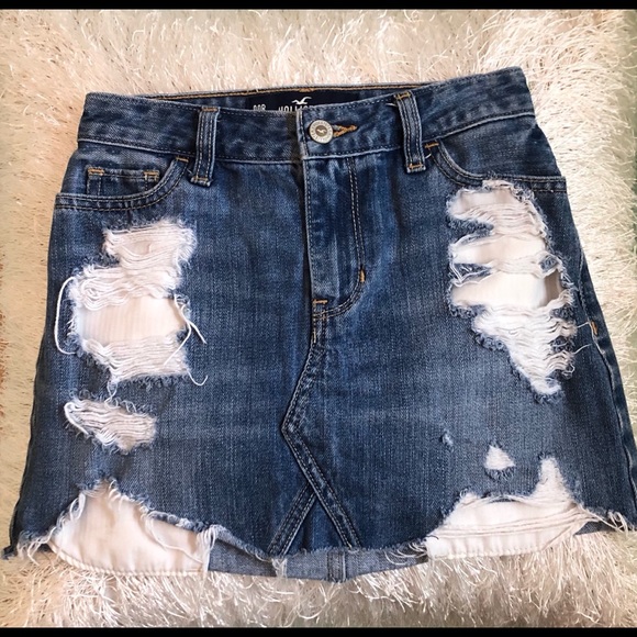 Hollister Dresses & Skirts - Hollister distressed jean skirt